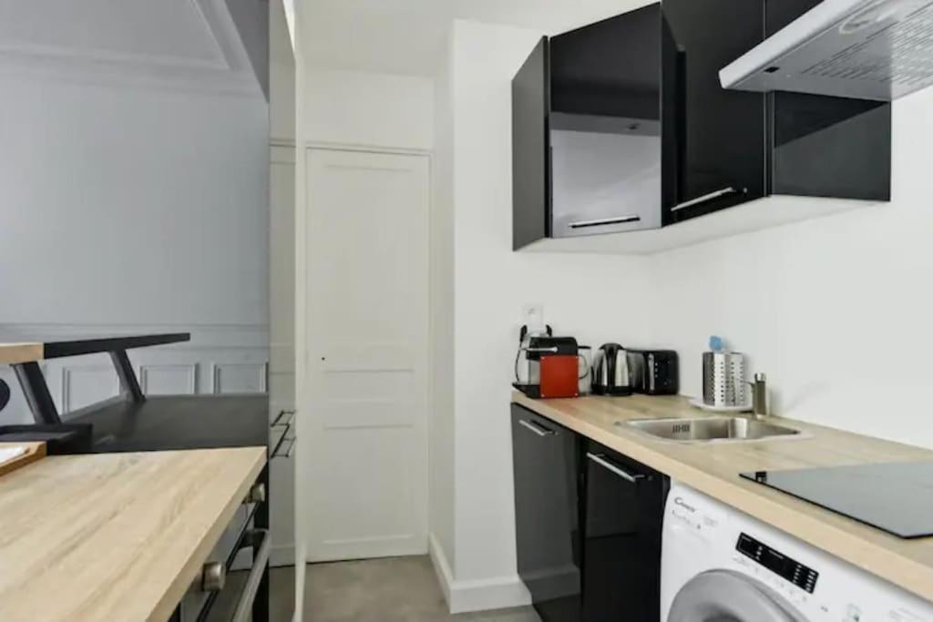 Charmant Appartement Entier A Montmartre Pour 4 Paris Exterior photo